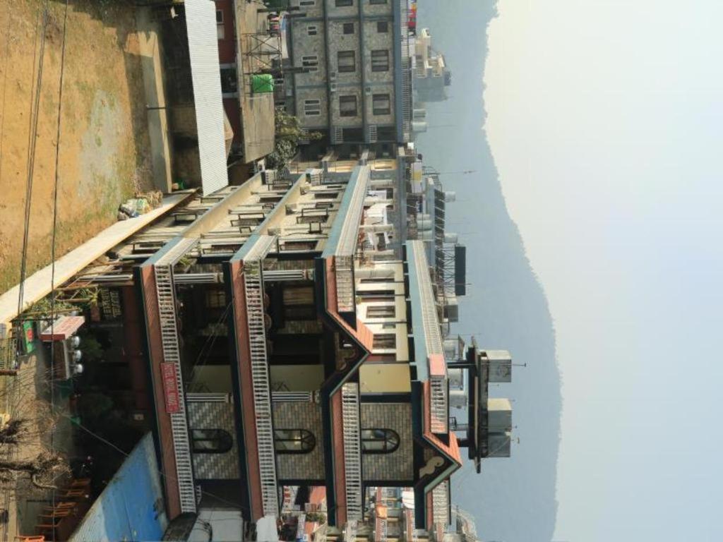 Hotel Royal Image Pokhara Eksteriør bilde